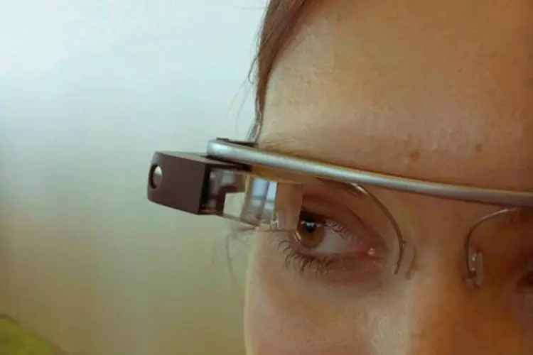 
	Novo gadget n&atilde;o &eacute; recomendado para pessoas que tenham feito cirurgia a laser nos olhos
 (Antonio Zugaldia/Flickr)