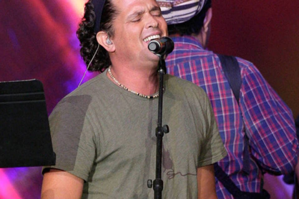 Carlos Vives renasce e fala sobre parceria com Teló