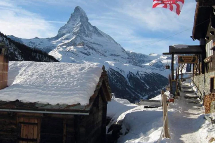 Zermatt, Suíça: a crise econômica internacional mobiliza os líderes europeus em torno de medidas de contenção de gastos e cortes de despesas públicas (Sean Gallup/Getty Images)