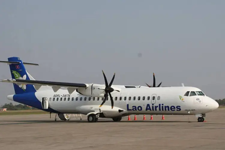 Avião ATR-72 da Laos Airlines, similar ao que se acidentou no sul de Laos nesta quarta-feira (Wikimedia Commons)