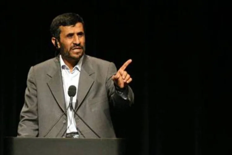 Ahmadinejad: ele também havia escrito para os ex-presidentes George W. Bush e Barack Obama. (.)