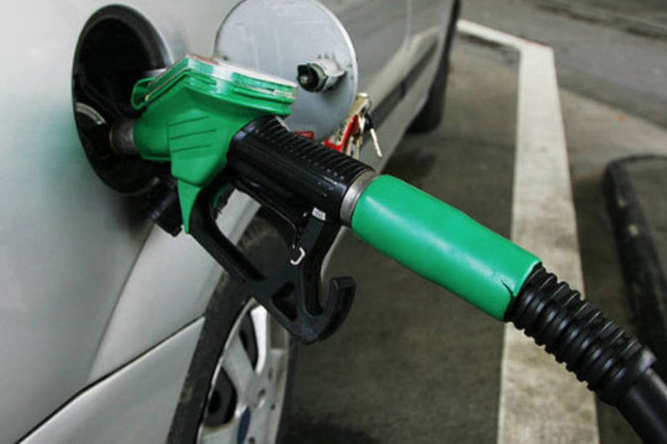 AIE vê aumento de 8% na gasolina no Brasil