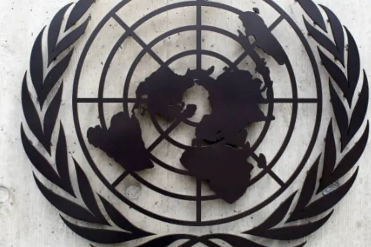 
	S&iacute;mbolo da ONU: o secret&aacute;rio-geral da ONU, Ban Ki-moon, disse em comunicado que via com&nbsp;&quot;preocupa&ccedil;&atilde;o&quot;&nbsp;as informa&ccedil;&otilde;es sobre um ataque a&eacute;reo israelense na S&iacute;ria.
 (Johannes Simon/Getty Images)