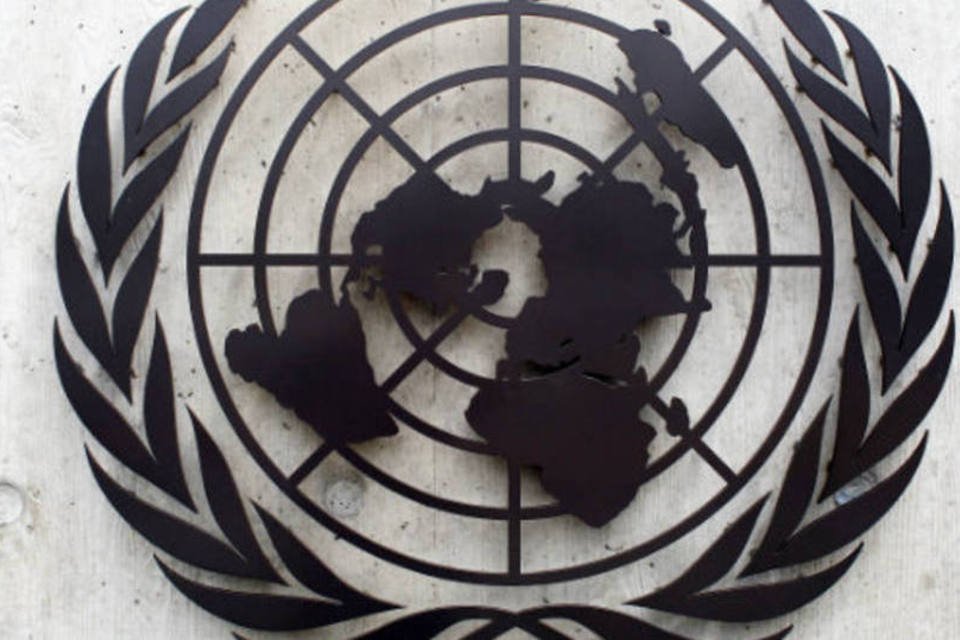 ONU suaviza embargo de armas à Líbia e amplia missão