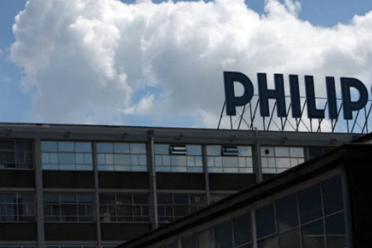 
	Philips: presidente-executivo da Philips Frans van Houten disse que espera um crescimento modesto nas vendas e ganhos em 2016
 (Patrik Stollarz/Getty Images)