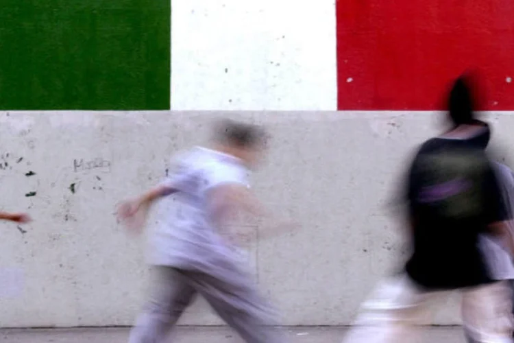 
	Crise na It&aacute;lia: com perspectivas de enfraquecimento da economia italiana, a S&amp;P afirmou ter reduzido a estimativa para o PIB do pa&iacute;s em 2013 para uma retra&ccedil;&atilde;o de 1,9%
 (Spencer Platt/Getty Images)