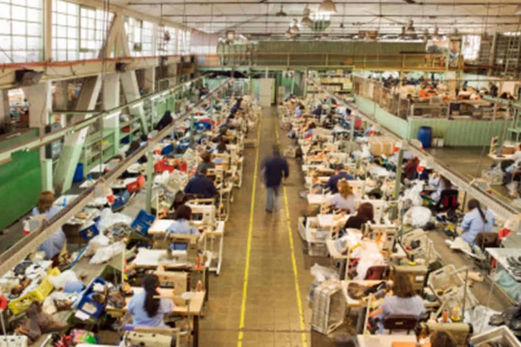 
	Ind&uacute;stria: em dezembro, n&iacute;vel de emprego da ind&uacute;stria paulista subiu 0,25% na compara&ccedil;&atilde;o com novembro de 2013, na s&eacute;rie com ajuste sazonal
 (Getty Images)