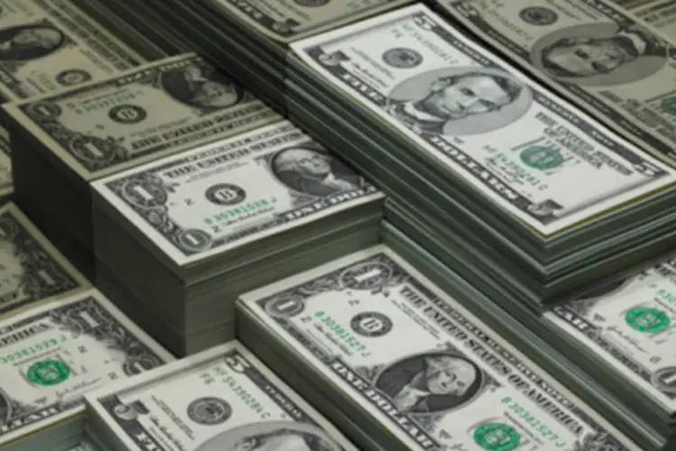 Dólar: o BC vendeu sua oferta total de contratos de swap cambial tradicional com vencimento para 2 de dezembro de 2013 (Getty Images)