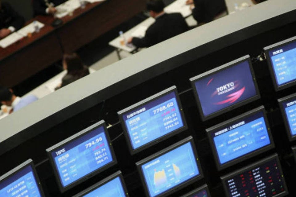 Bolsa de Tóquio fecha em alta