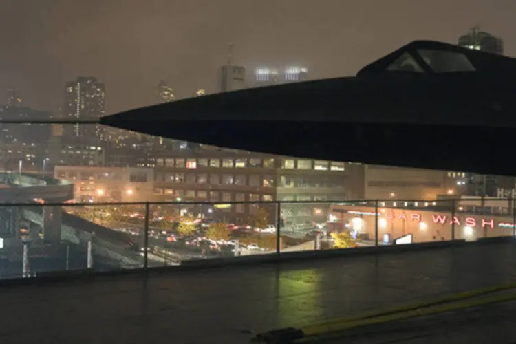 Jato A-12 da Lockheed em Manhattan, Nova York: cerca de 17 por cento da receita de 47 bilhões de dólares da Lockheed foi obtida fora dos EUA em 2012 (Michael Nagle/Getty Images)