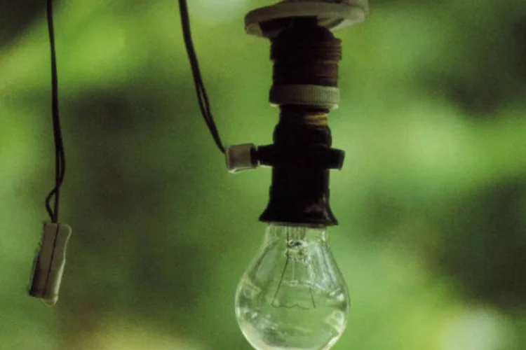 
	A redu&ccedil;&atilde;o na conta de luz foi destaque no grupo Habita&ccedil;&atilde;o, que tamb&eacute;m aumentou a varia&ccedil;&atilde;o negativa de -1,25% para -1,87%
 (Luis Davilla/Cover/Getty Images)