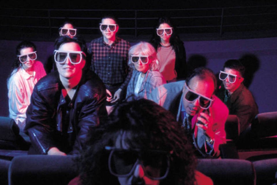 Cuba proíbe cinemas 3D privados e venda artigos importados
