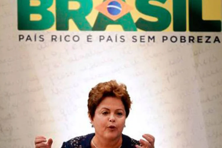 
	Dilma Rousseff: &quot;vou hoje ao Cear&aacute; para uma agenda com inaugura&ccedil;&atilde;o de obras, investimentos e contatos com o povo cearense&quot;
 (Evaristo Sa/AFP)