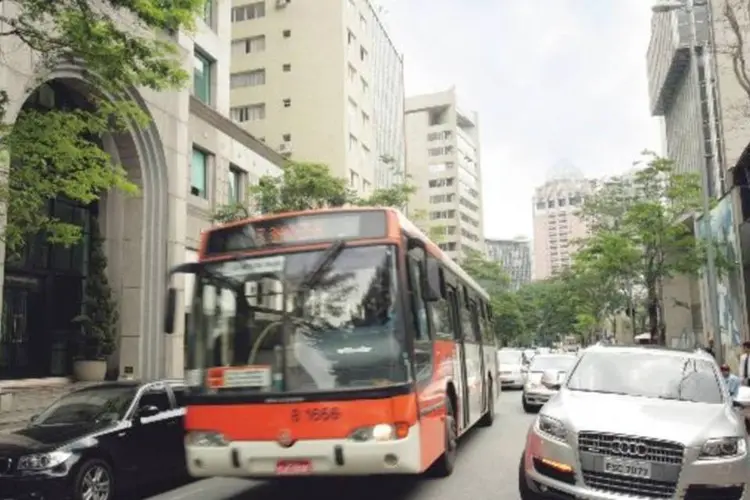 Itaim Bibi, bairro de São Paulo: suspeitos abordaram o turista enquanto dirigia no bairro (VEJA SAO PAULO)