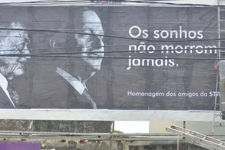 
	Homenagens a Eduardo Campos em Recife
 (Agência Brasil)