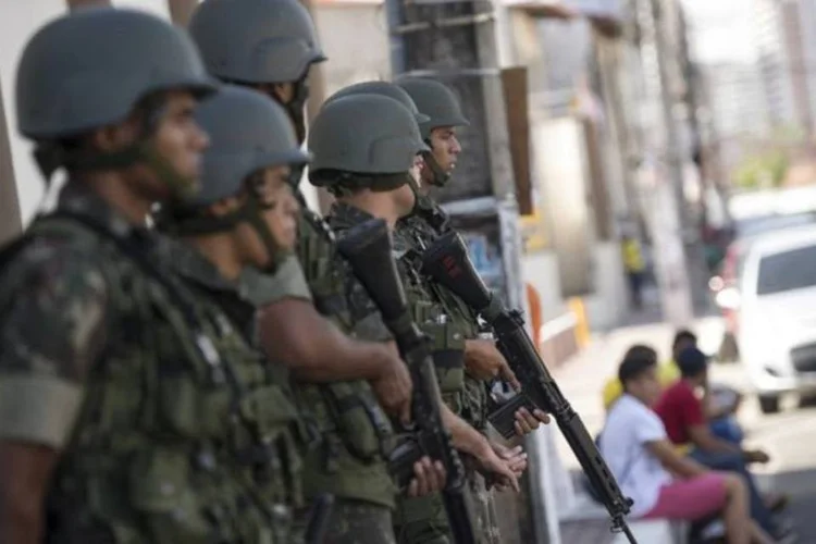 
	Ex&eacute;rcito: insatisfa&ccedil;&atilde;o surgiu &agrave;s v&eacute;speras das publica&ccedil;&atilde;o do relat&oacute;rio da Comiss&atilde;o Nacional da Verdade
 (Marcelo Camargo/Agência Brasil)