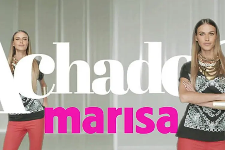"Achados Marisa": iniciativa, criada e desenvolvida pela AlmapBBDO, tem início em setembro, quando será lançada a primeira coleção definida em parceria com a revista Marie Claire (Divulgação)