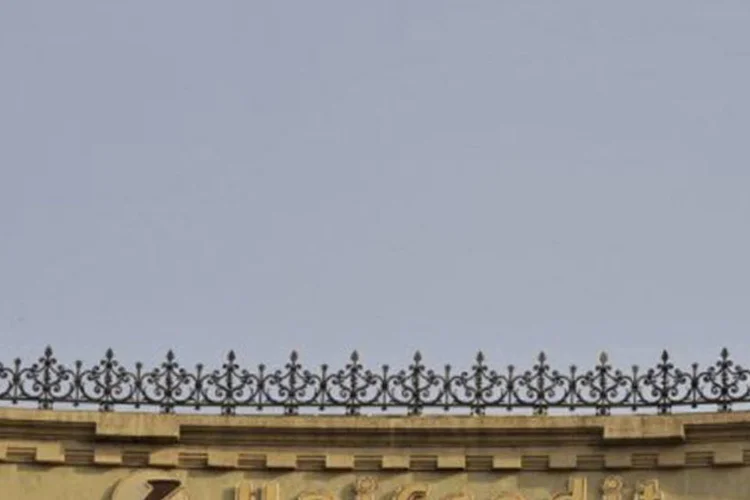 A Moody's reduziu as notas de 26 bancos italianos, incluindo o Unicredit
 (Damien Meyer/AFP)