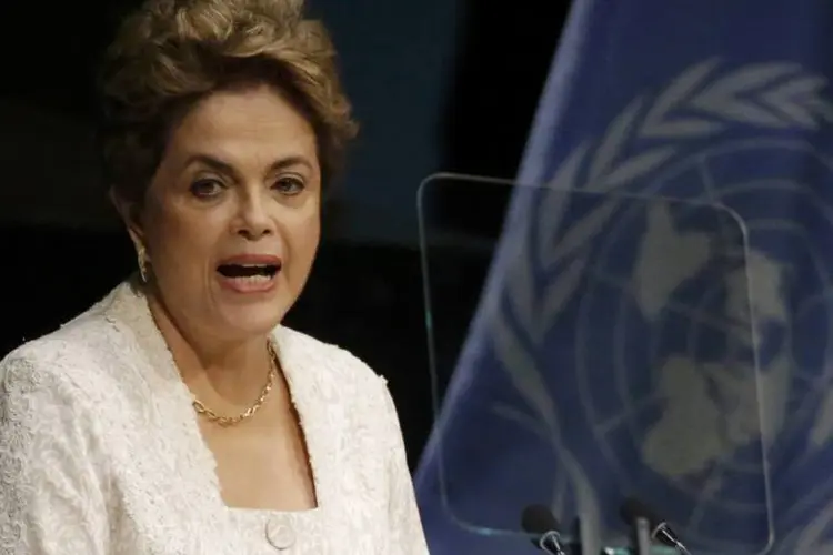 
	Dilma Rousseff: &quot;Quem assumir&aacute; os destinos do pa&iacute;s? Pessoas ileg&iacute;timas, que n&atilde;o tiveram um voto para presidente da Rep&uacute;blica?&quot;
 (Carlo Allegri/Reuters)