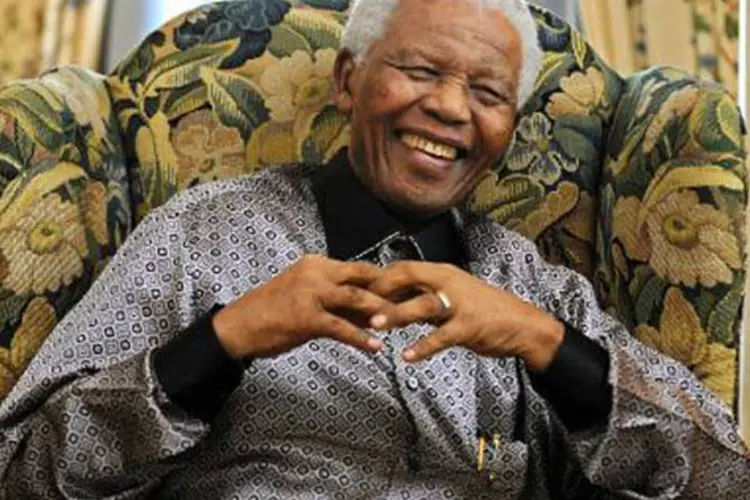 Nelson Mandela em Londres no dia 24 de junho de 2008 (Dylan Martinez/AFP)