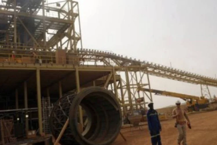 A canadense Ventana Gold, alvo de uma oferta pública de aquisição (OPA) da mineradora brasileira EBX, anunciou um acordo verbal com este grupo a um preço de 13,06 dólares por ação comum, um aumento em relação aos 12,63 dólares propostos antes. (AFP/Getty Images/File  Justin Sullivan)