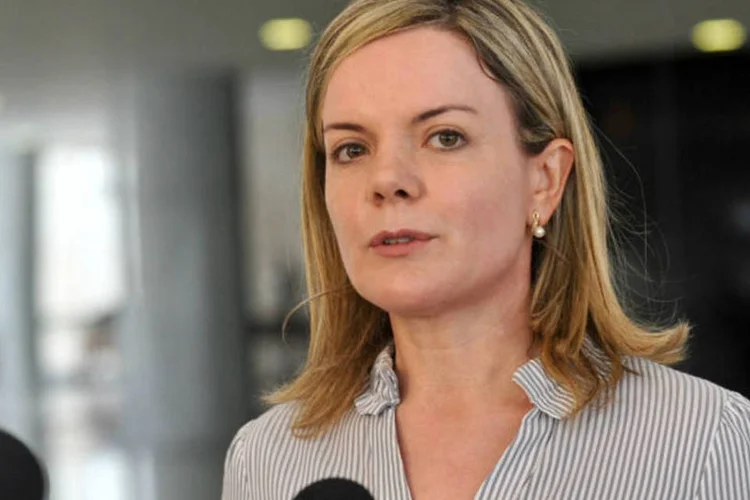 
	A ministra-chefe da Casa Civil, Gleisi Hoffmann: &quot;o objetivo n&uacute;mero um do governo com a MP &eacute; dar competitividade ao sistema portu&aacute;rio e reduzir o custo Brasil&quot;
 (Antonio Cruz/ABr)