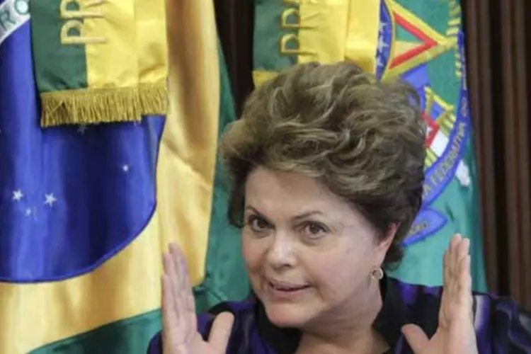 
	A presidente Dilma Rousseff: proposta prev&ecirc; a desonera&ccedil;&atilde;o para equipamentos de rede e para os servi&ccedil;os e materiais de constru&ccedil;&atilde;o
 (REUTERS/Ueslei Marcelino)