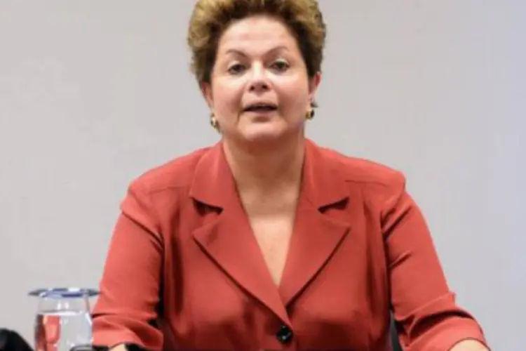 
	A presidente Dilma Rousseff: segundo a assessoria do governo estadual, a cerim&ocirc;nia ser&aacute; feita no Centro de Conven&ccedil;&otilde;es da Bahia.
 (AFP)