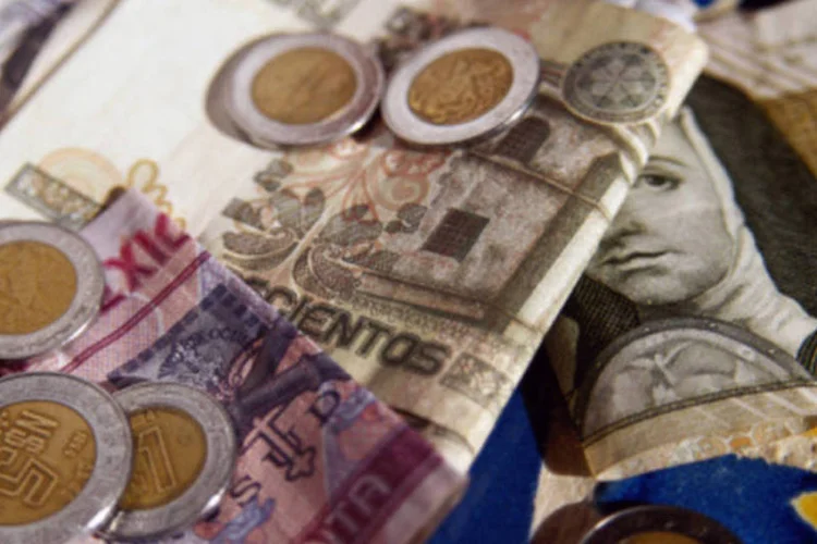 Pesos mexicanos: o governo do México já reduziu sua previsão de crescimento para o ano para 3,1%, e alguns analistas esperam nova revisão (Getty Images)