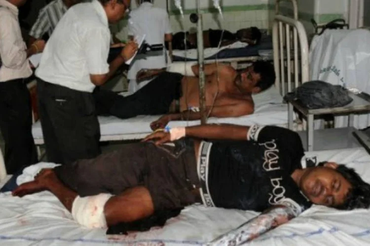 
	Ataque em Mumbai: autores colocaram os explosivos em panelas de press&atilde;o e sincronizaram as explos&otilde;es com temporizadores de quartzo
 (AFP / Fred Dufour)