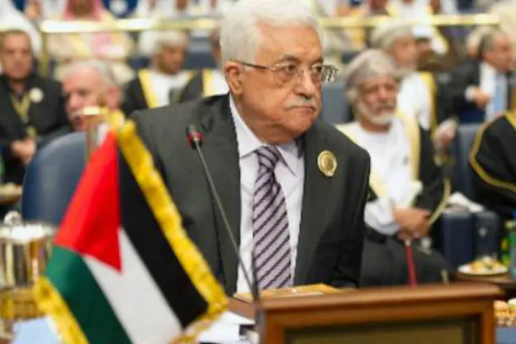 
	Mahmud Abbas, presidente palestino: decis&atilde;o de assinar mais de uma d&uacute;zia de conven&ccedil;&otilde;es internacionais obrigou os EUA a procurarem uma maneira de manter as conversas
 (Yasser Al-Zayyat/AFP)