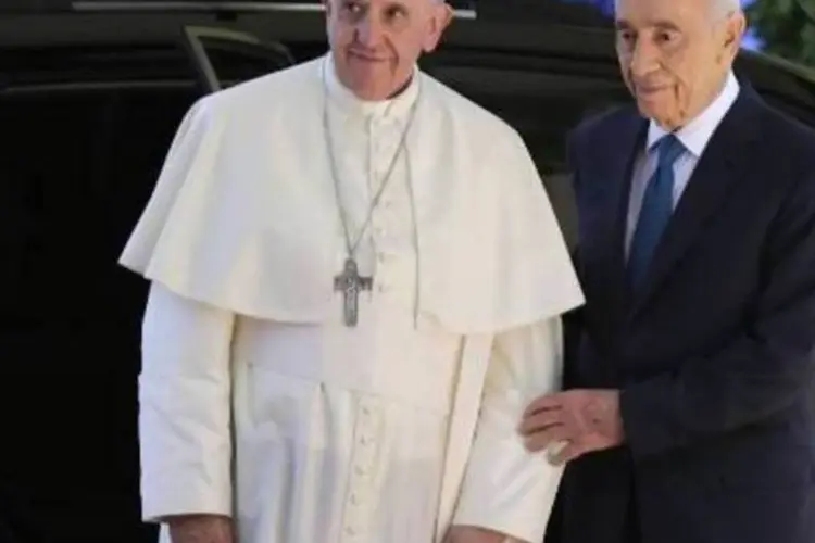 
	Papa Francisco e presidente de Israel, em Jerusal&eacute;m, durante visita do pont&iacute;fice ao Oriente M&eacute;dio
 (POOL/AFP)