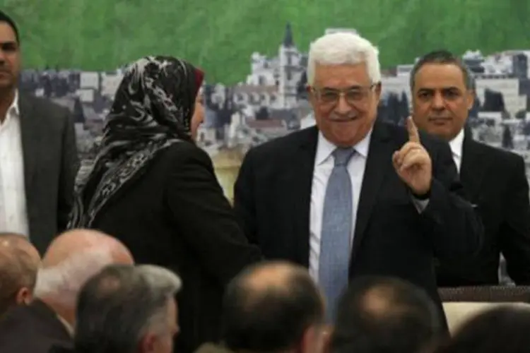 
	Abbas: a dire&ccedil;&atilde;o palestina pede ainda a &quot;acelera&ccedil;&atilde;o da aplica&ccedil;&atilde;o das medidas de reconcilia&ccedil;&atilde;o&quot;, em refer&ecirc;ncia ao acordo assinado em 2011 entre o Fatah de Abbas e o Hamas
 (Abbas Momani/AFP)