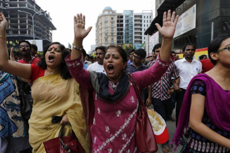 Bangladesh revê pena e condena militante islâmico à morte