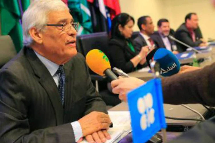 
	Abdullah El-Badri: h&aacute; um ano, os ministros da Opep tamb&eacute;m decidiram prorrogar o mandato de El-Badri, na falta de um consenso entre a Ar&aacute;bia Saudita, Ir&atilde; e Iraque
 (AFP)