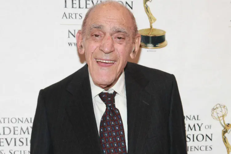 
	Abe Vigoda: al&eacute;m do papel em &quot;O poderoso chef&atilde;o&quot;, o ator interpretou o av&ocirc; do filme &quot;Olha quem est&aacute; falando&quot;
 (Astrid Stawiarz/Getty Images)