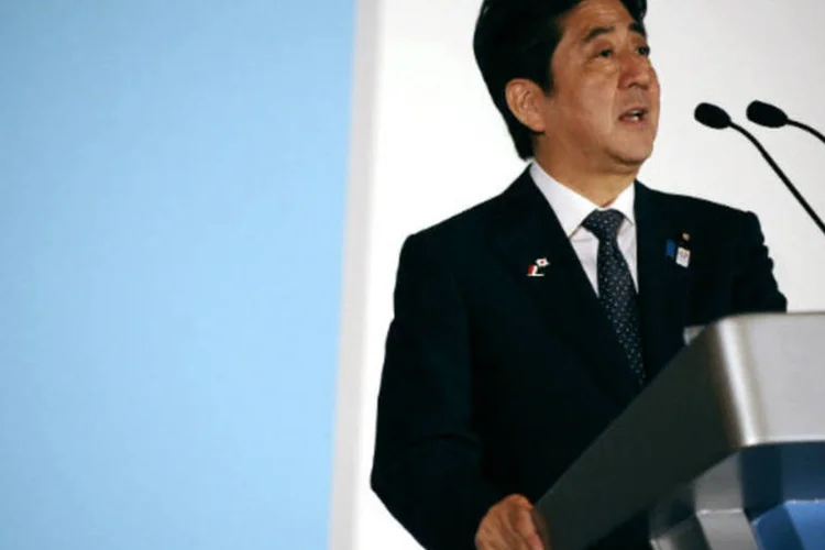 
	O premi&ecirc; Shinzo Abe: os dados sugerem que as pol&iacute;ticas econ&ocirc;micas ainda n&atilde;o estimularam uma recupera&ccedil;&atilde;o t&atilde;o forte 
 (REUTERS/Timothy Sim)