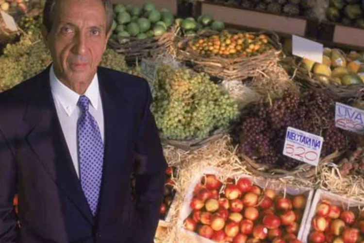 
	Ab&iacute;lio&nbsp;Diniz em foto de 1995, quando presidia o Grupo P&atilde;o de A&ccedil;&uacute;car: empres&aacute;rio tamb&eacute;m deixar&aacute; de presidir o Conselho de Administra&ccedil;&atilde;o da companhia
 (RAUL JUNIOR / EXAME)