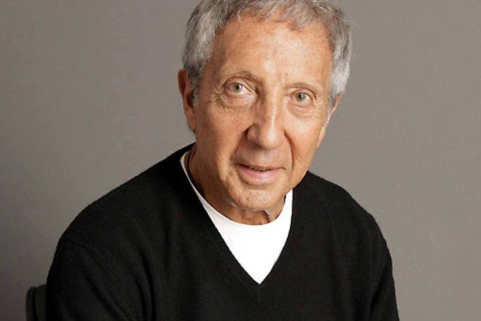 Abilio Diniz vende R$1,5 bi em ações do Pão de Açúcar