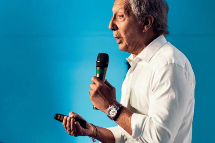 
	Abilio Diniz: &quot;Se quiserem fazer queixas ao governo, fa&ccedil;am, mas sempre perguntando antes &#39;eu j&aacute; fiz a minha parte&#39;?&quot;
 (Fabiano Accorsi)