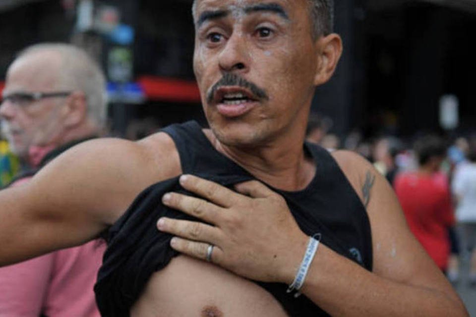 Protesto no Rio deixa pelo menos 8 feridos e 17 presos