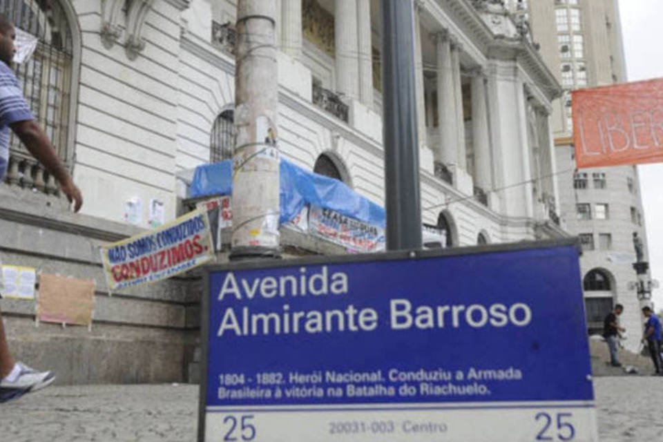 Professores estaduais do Rio continuam em greve