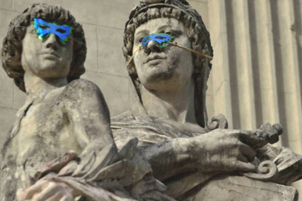 Polícia do Rio prende dois mascarados durante protesto