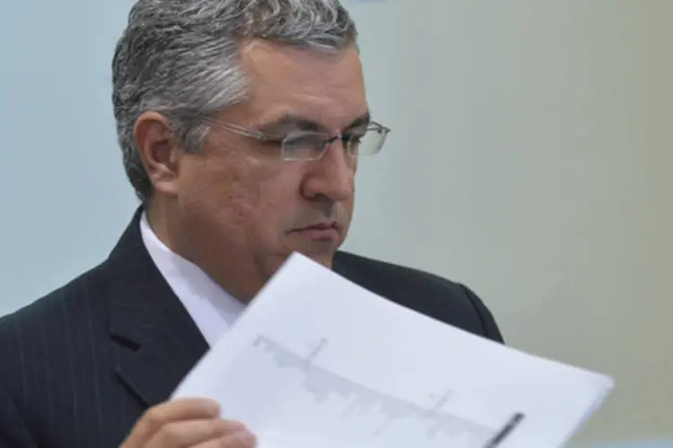 
	Alexandre Padilha: ministro da Sa&uacute;de&nbsp;negou que o programa tenha vi&eacute;s eleitoreiro e surgiu do pedido de prefeitos de todos os partidos diante da falta de profissionais
 (Elza Fiúza/ABr)