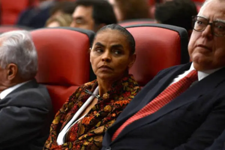 Ex-senadora Marina Silva durante sessão no Tribunal Superior Eleitoral (TSE) que negou o registro à Rede Sustentabilidade (José Cruz/ABr)