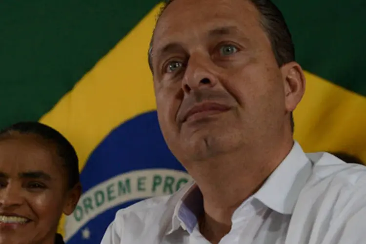 
	Marina Silva e Eduardo Campos:&nbsp;presidente do PSB paulista disse que possibilidade do partido lan&ccedil;ar na disputa um candidato indicado pelo grupo de Marina est&aacute; &quot;descartada&quot;
 (José Cruz/ABr)