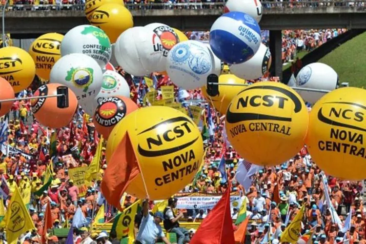 Centrais sindicais protestam em Brasília em 21 de setembro. (Marcello Casal Jr./Agência Brasil/Agência Brasil)