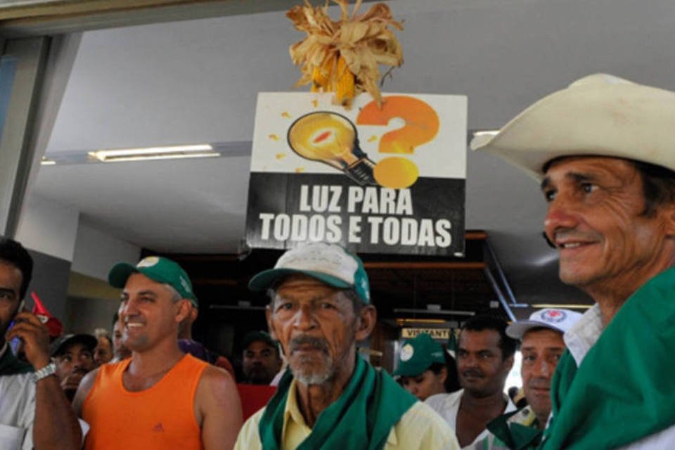 Manifestantes querem ser recebidos por autoridade do governo