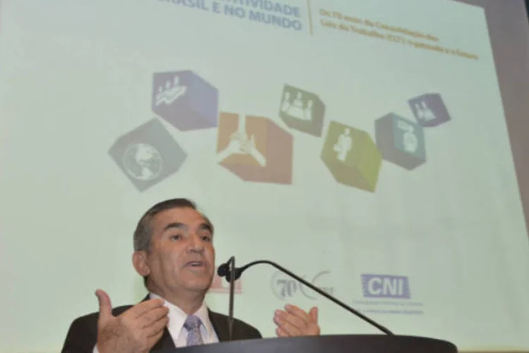 
	Ministro-chefe da Secretaria-Geral da Presid&ecirc;ncia: Gilberto Carvalho participou, hoje, da cerim&ocirc;nia de assinatura de termo de coopera&ccedil;&atilde;o t&eacute;cnica entre a Petrobras, o Pnud e a Presid&ecirc;ncia da Rep&uacute;blica
 (Wilson Dias/ABr)