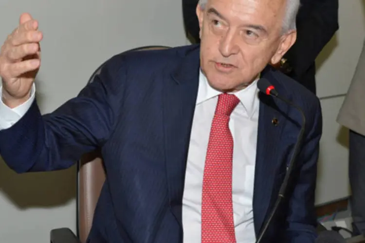 Ministro Manoel Dias fala sobre a exoneração do secretário executivo, Paulo Roberto dos Santos Pinto, um dos investigados na Operação Esopo (Valter Campanato/ABr)